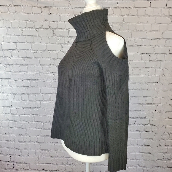 J.o.a Cold Sholder Sweater Black sz. XS black - Picture 4 of 6